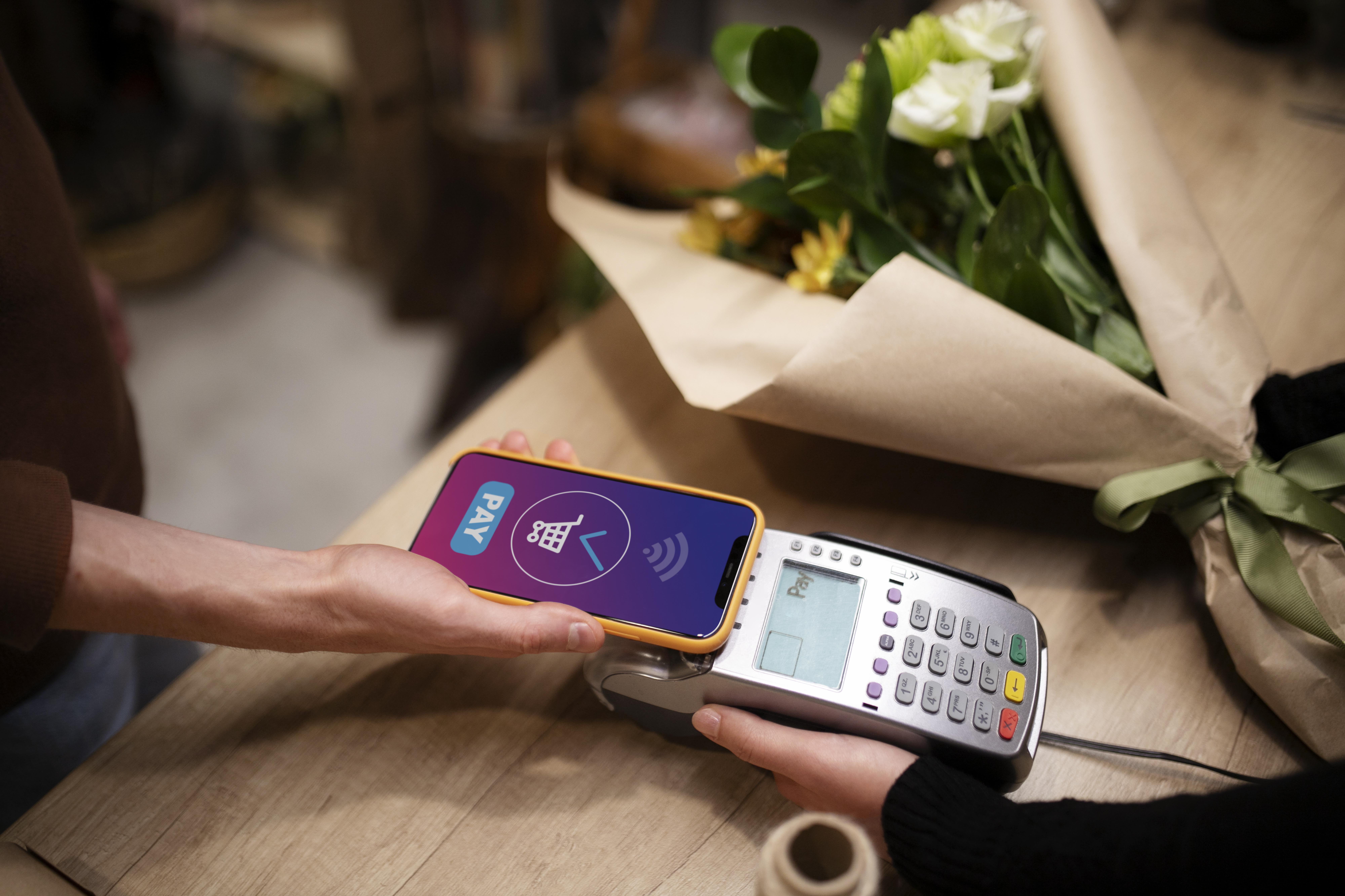 Подршка малим бизнисима да бесплатно уведу безготовинска плаћања и у 2026.